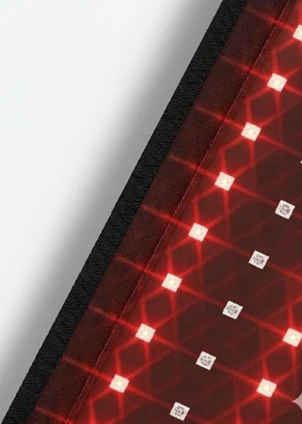 Dettaglio dei LED a luce rossa e infrarossa del tappetino